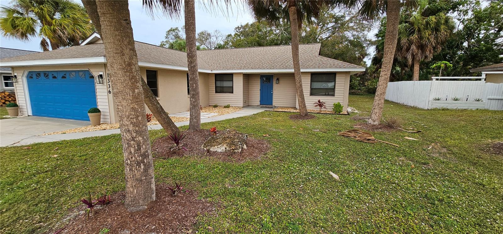 1336 Lucaya Ave Property Photo 2