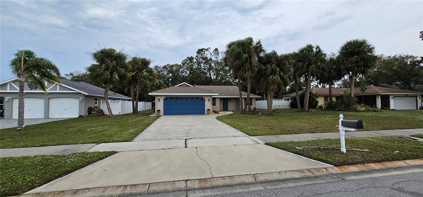 1336 Lucaya Ave Property Photo 4