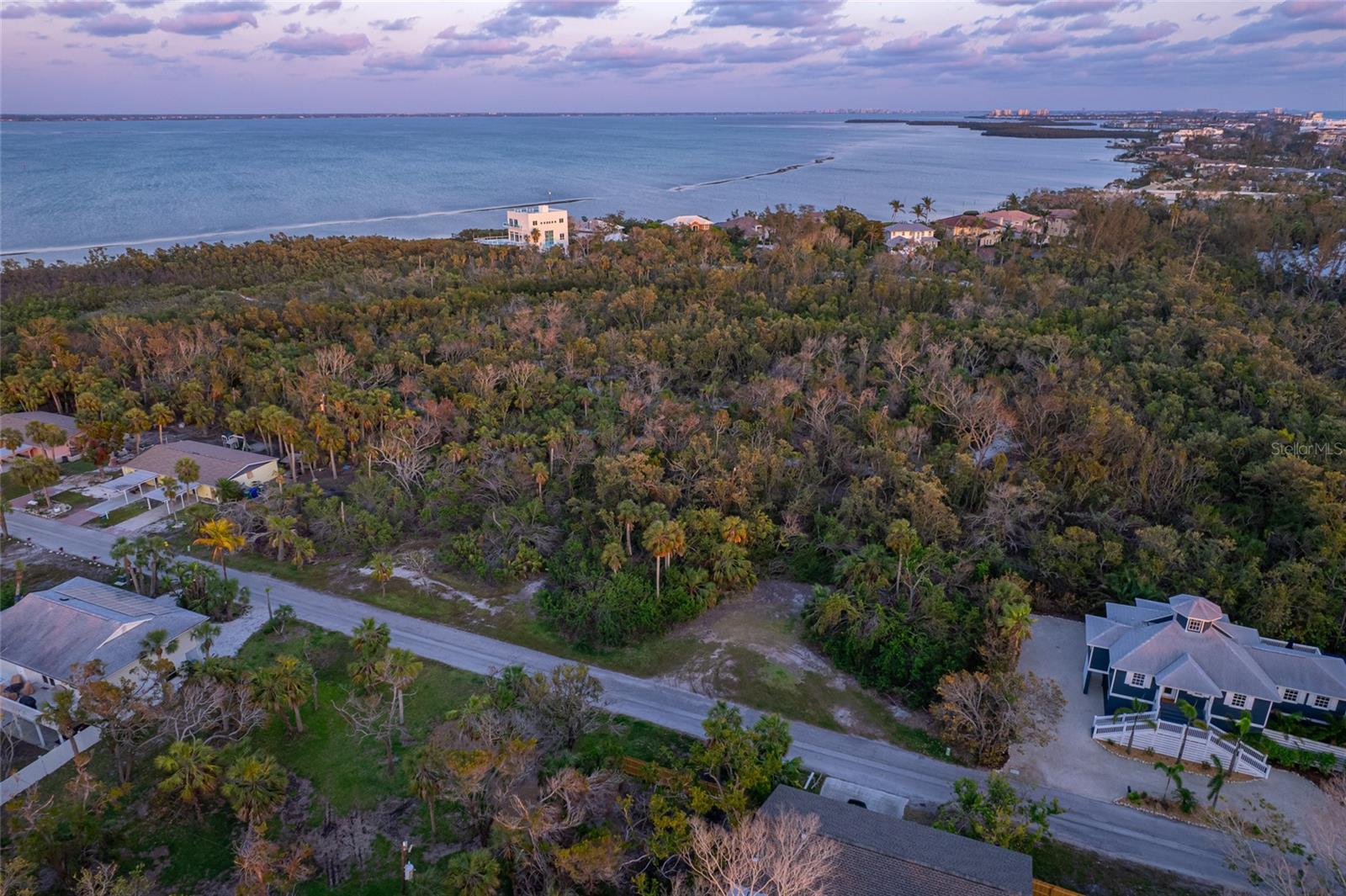 560 Gulf Bay Rd Property Photo 18