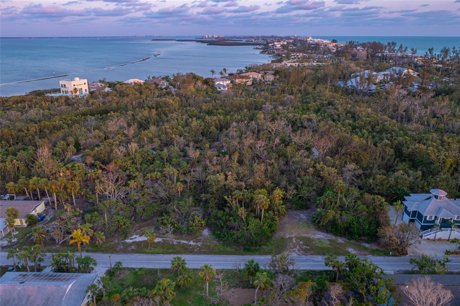 560 Gulf Bay Rd Property Photo 30