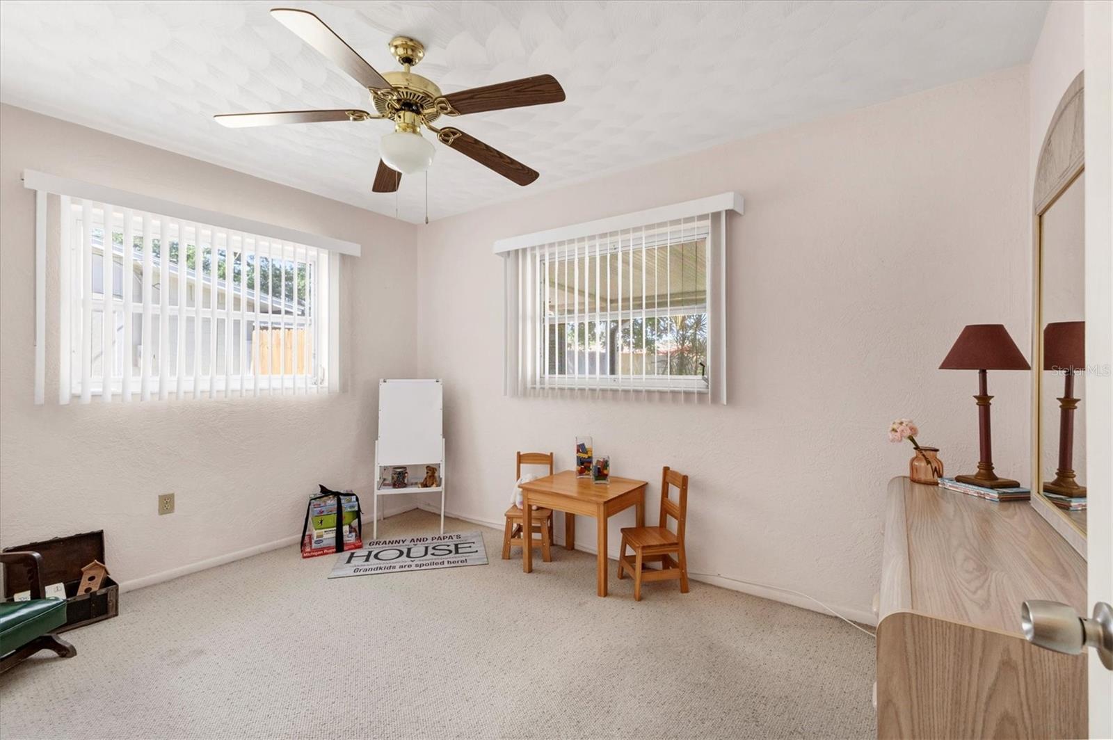 3301 Cambridge Dr Property Photo 20