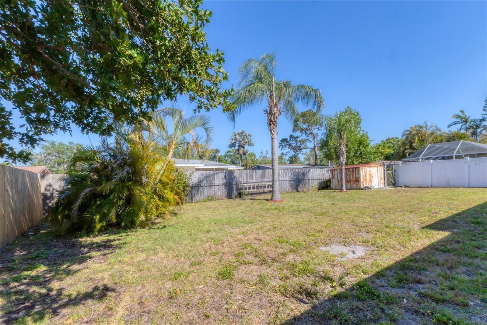 3301 Cambridge Dr Property Photo 25