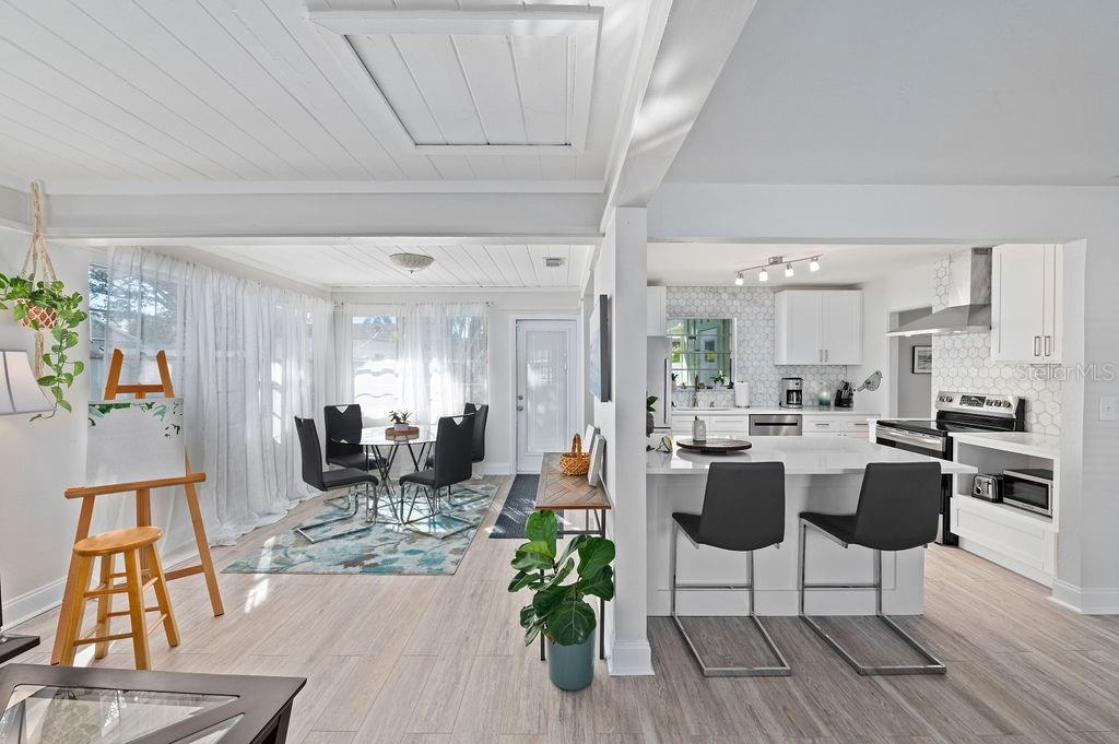 2676 Martin St Property Photo 37