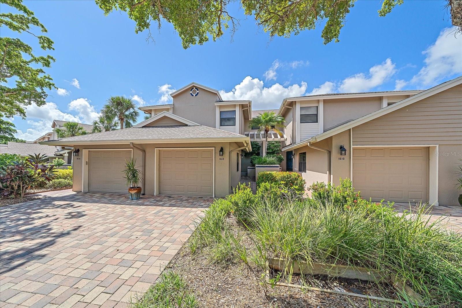1612 Starling Dr #101 Property Photo 2