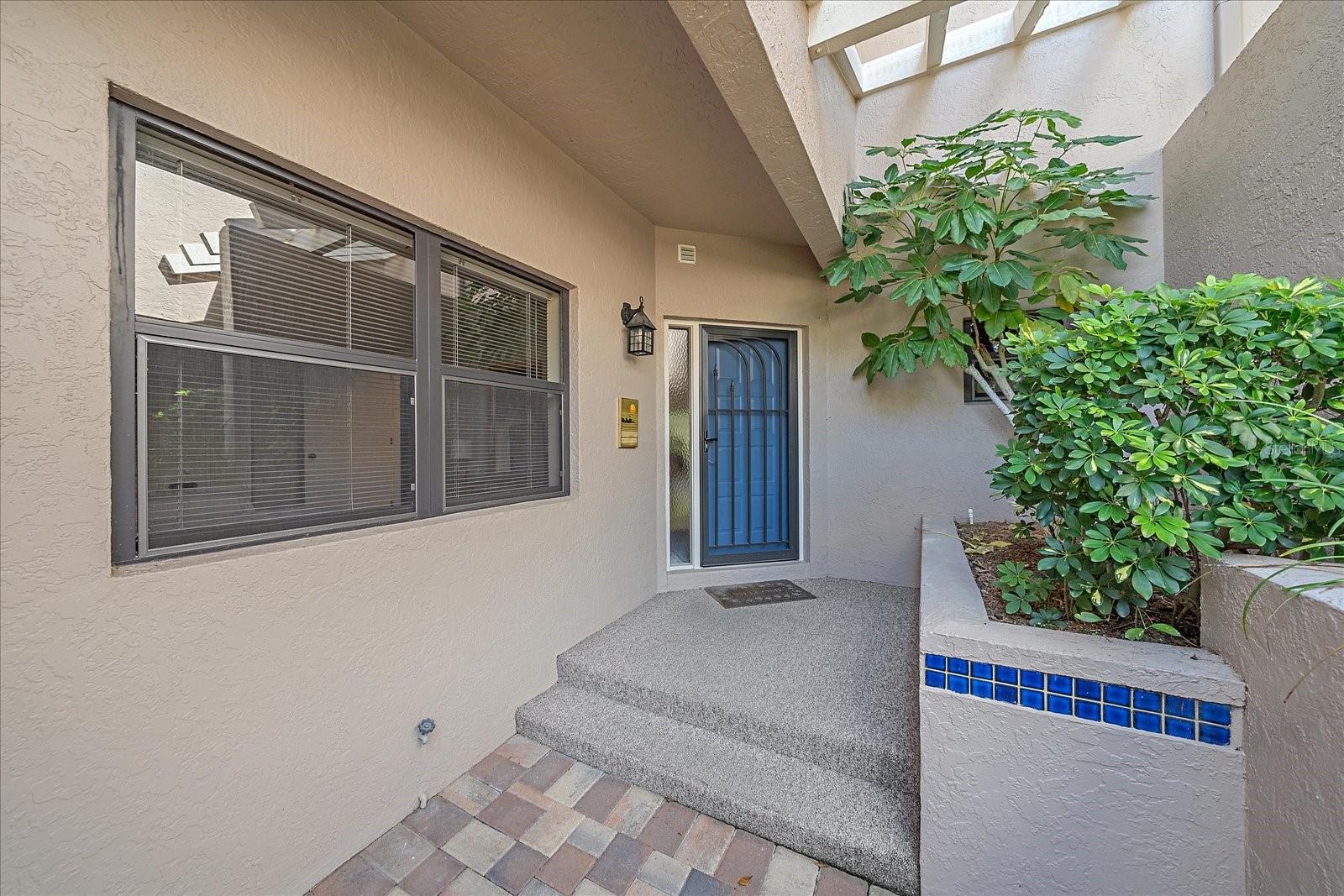 1612 Starling Dr #101 Property Photo 3