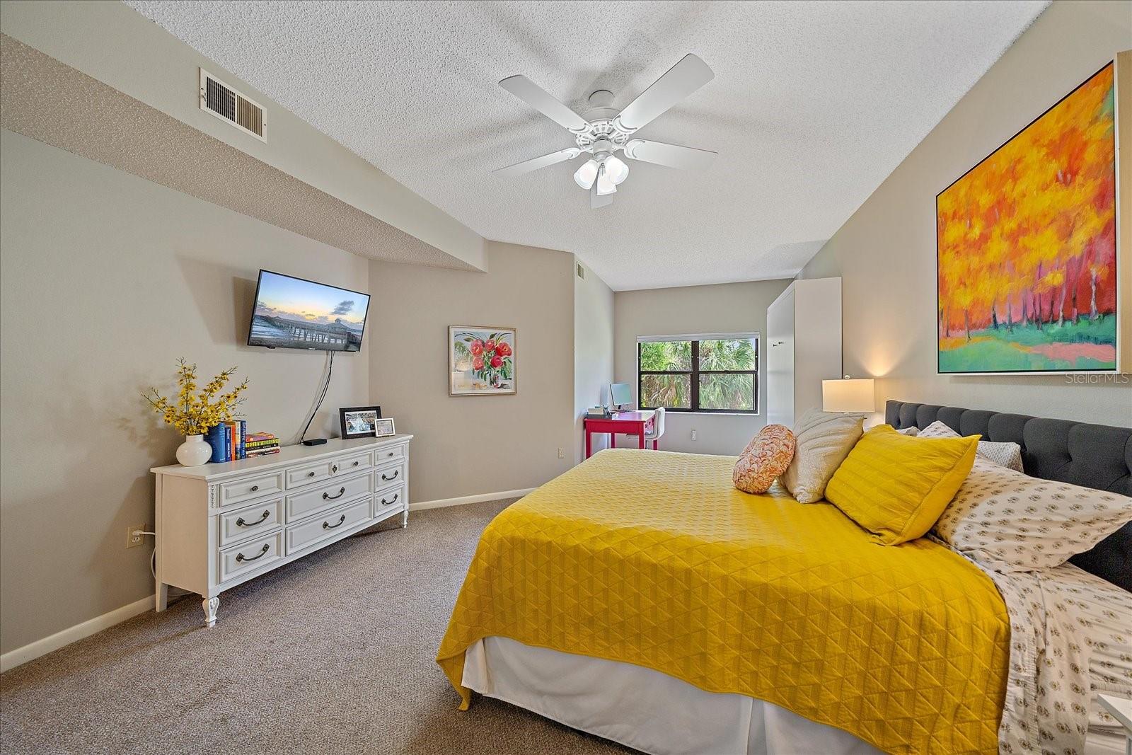 1612 Starling Dr #101 Property Photo 18