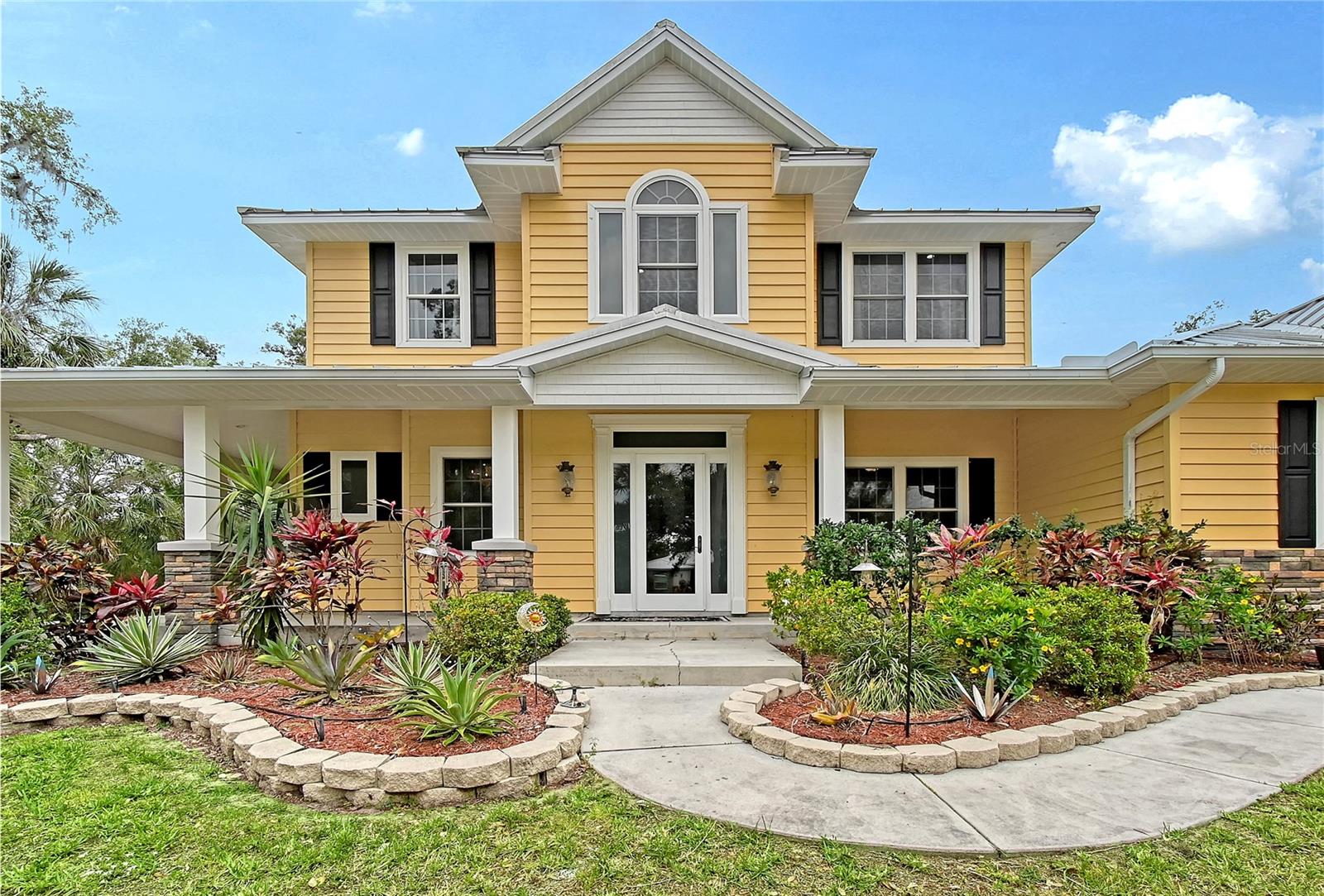 1788 Palm View Rd Property Photo