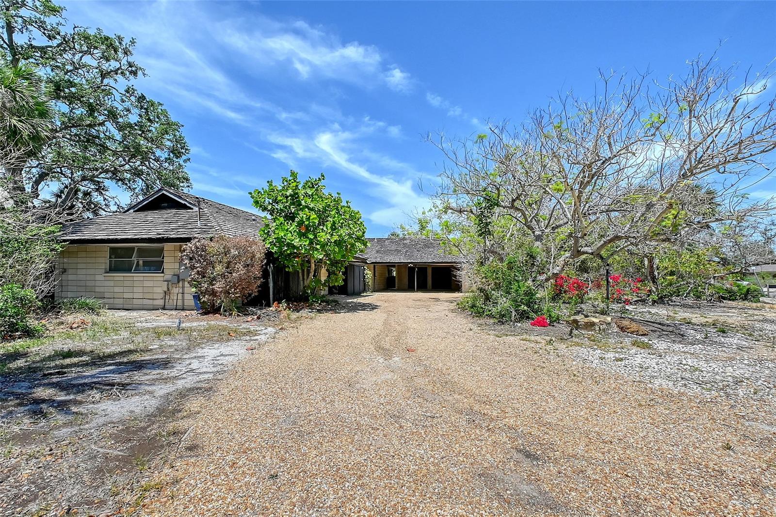 5502 Shadow Lawn Dr Property Photo