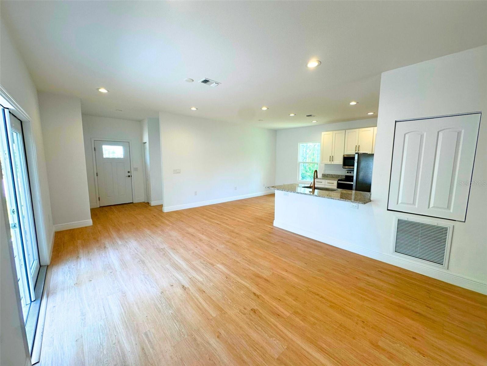 8297 Strasse Blvd Property Photo 12