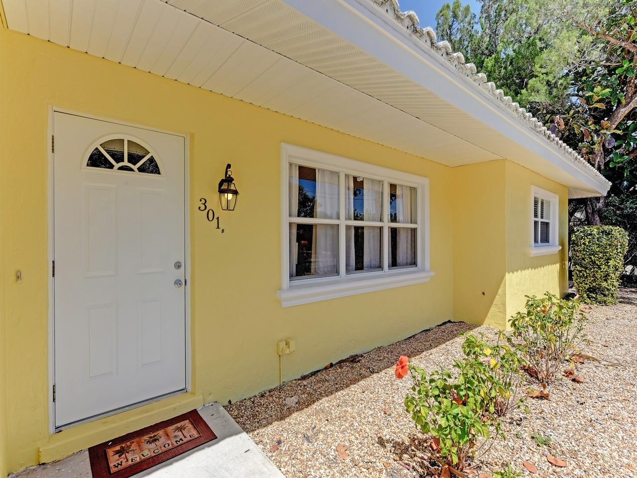 301 Avenida Madera #b Property Photo