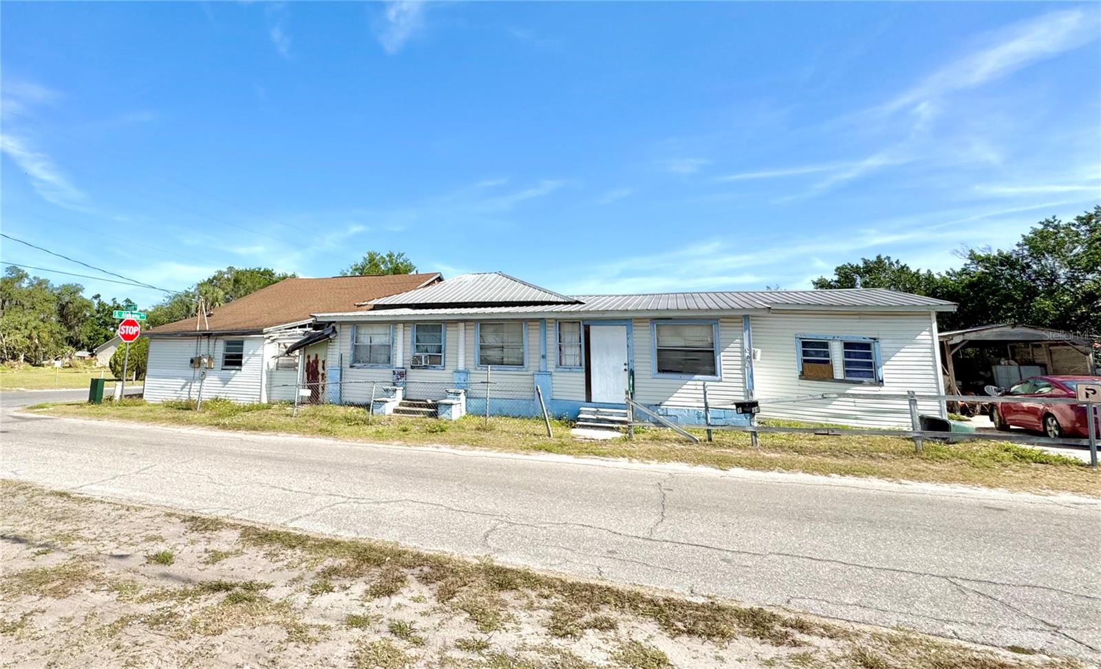 223 Alabama Ave Property Photo 1