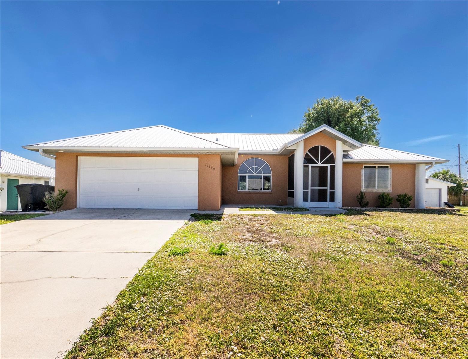 11350 Sw Orange Ave Property Photo 1