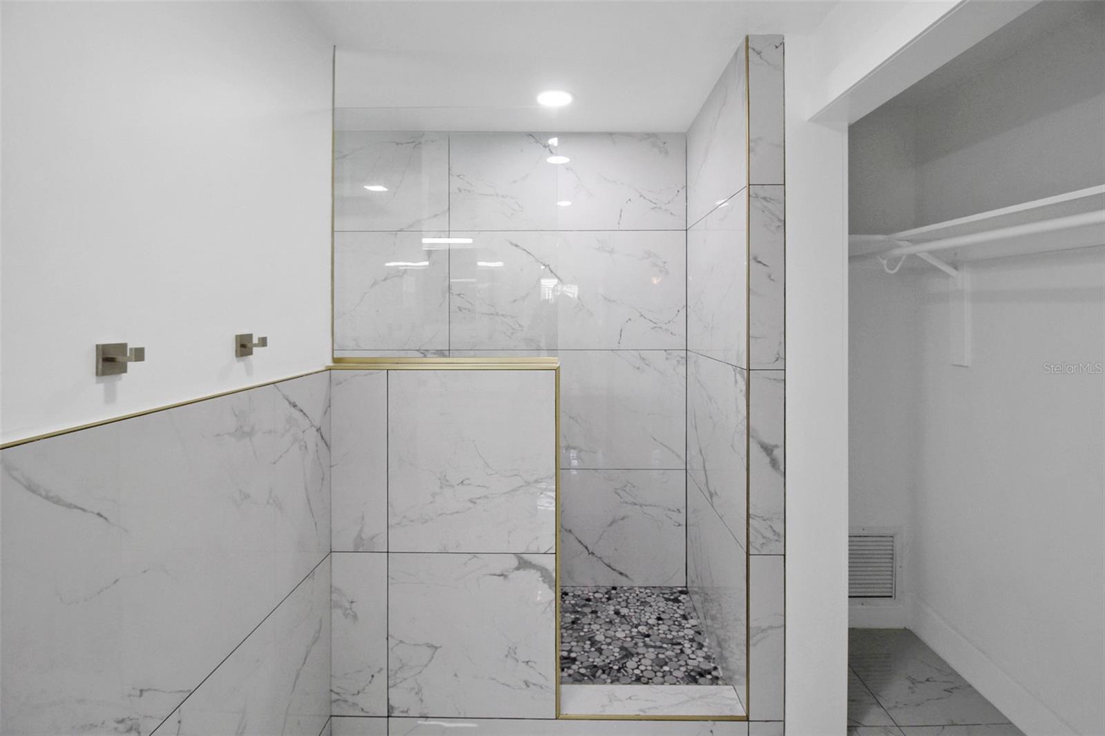 945 Bal Harbor Blvd Property Photo 24