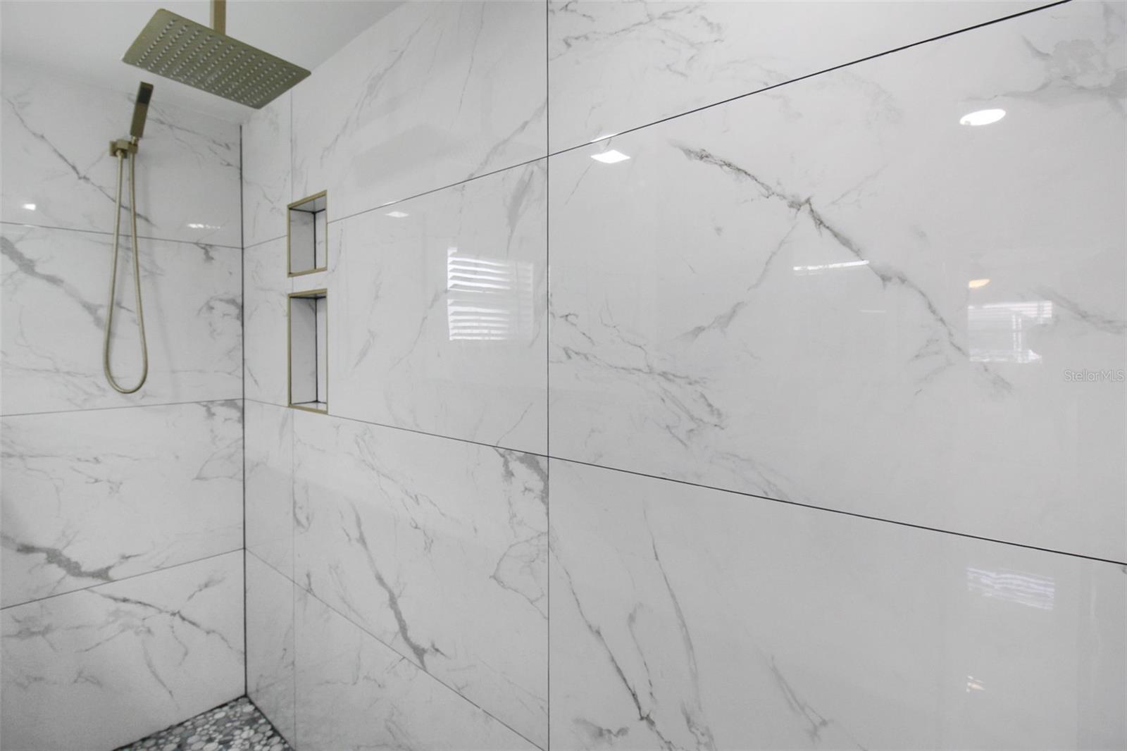 945 Bal Harbor Blvd Property Photo 25
