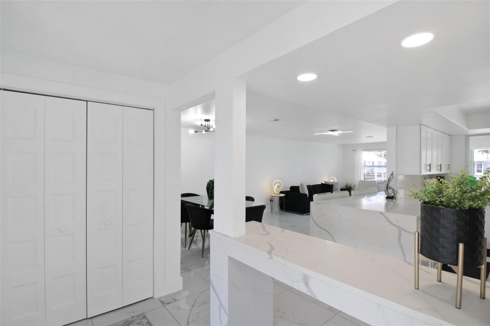 945 Bal Harbor Blvd Property Photo 28