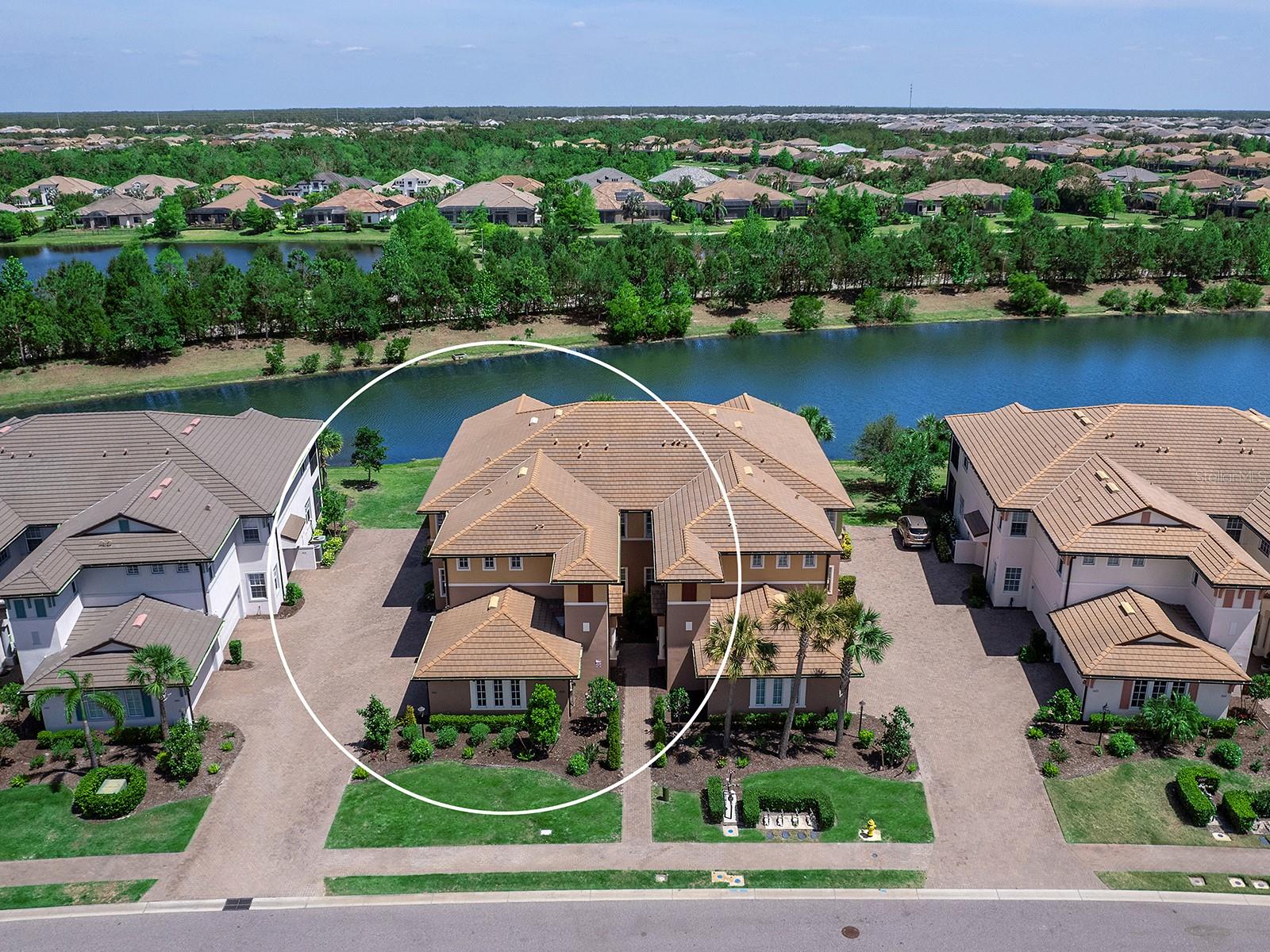 7425 Divot Loop Property Photo