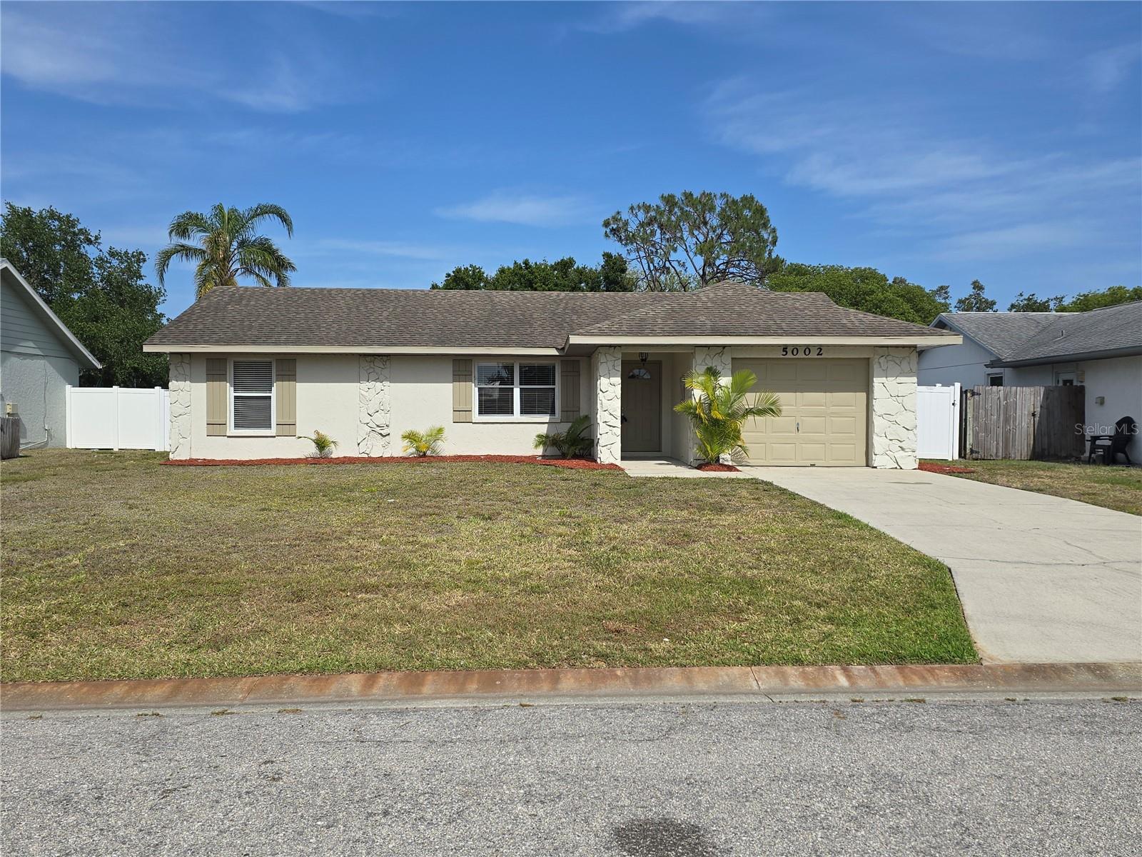 5002 26th Avenue Dr E Property Photo
