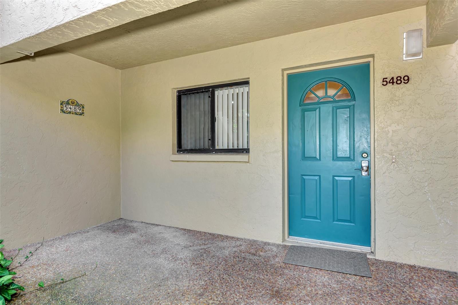 5489 Ashton Lake Dr #5489 Property Photo
