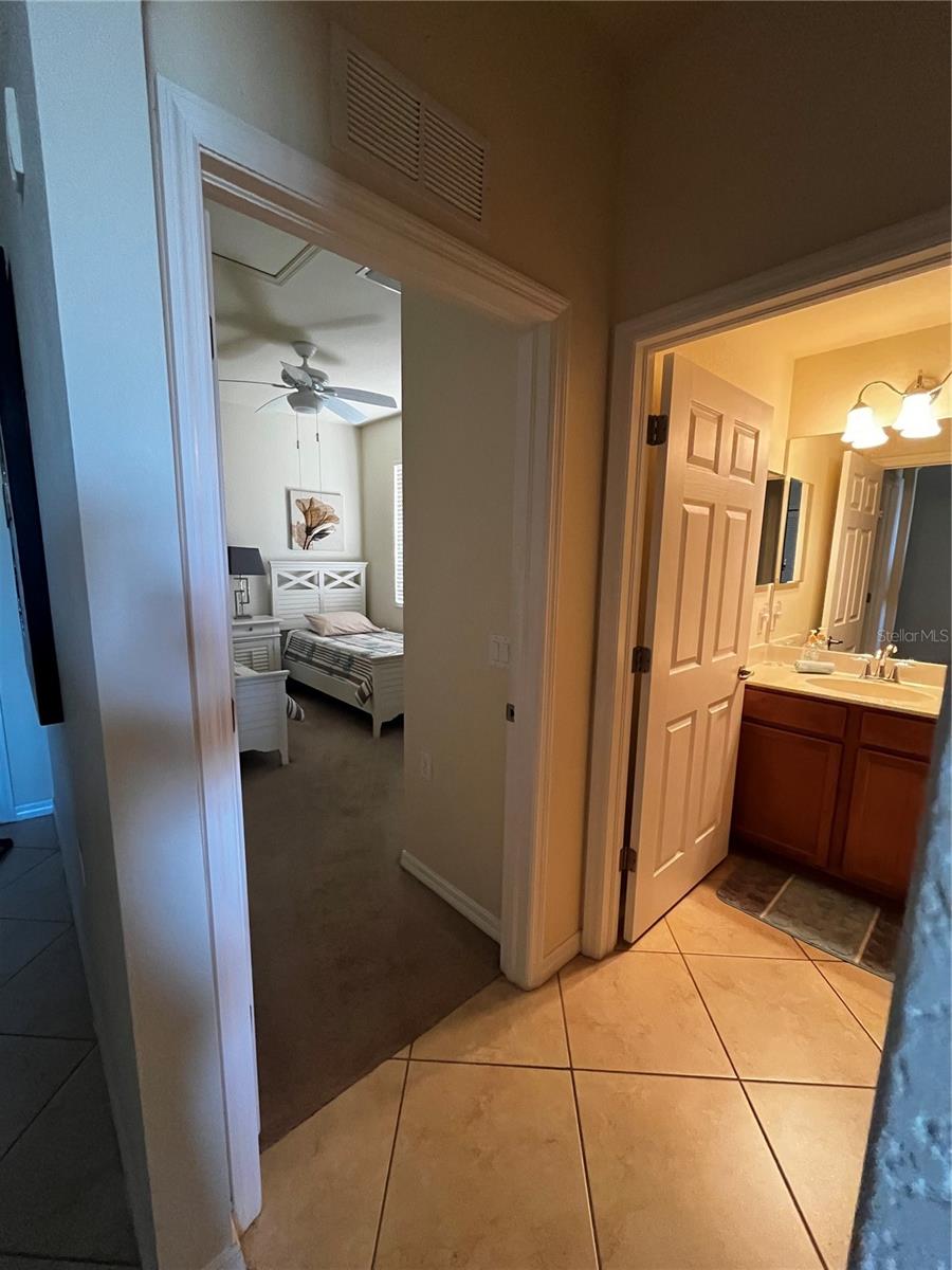 7911 Grand Estuary Trl #406 Property Photo 11