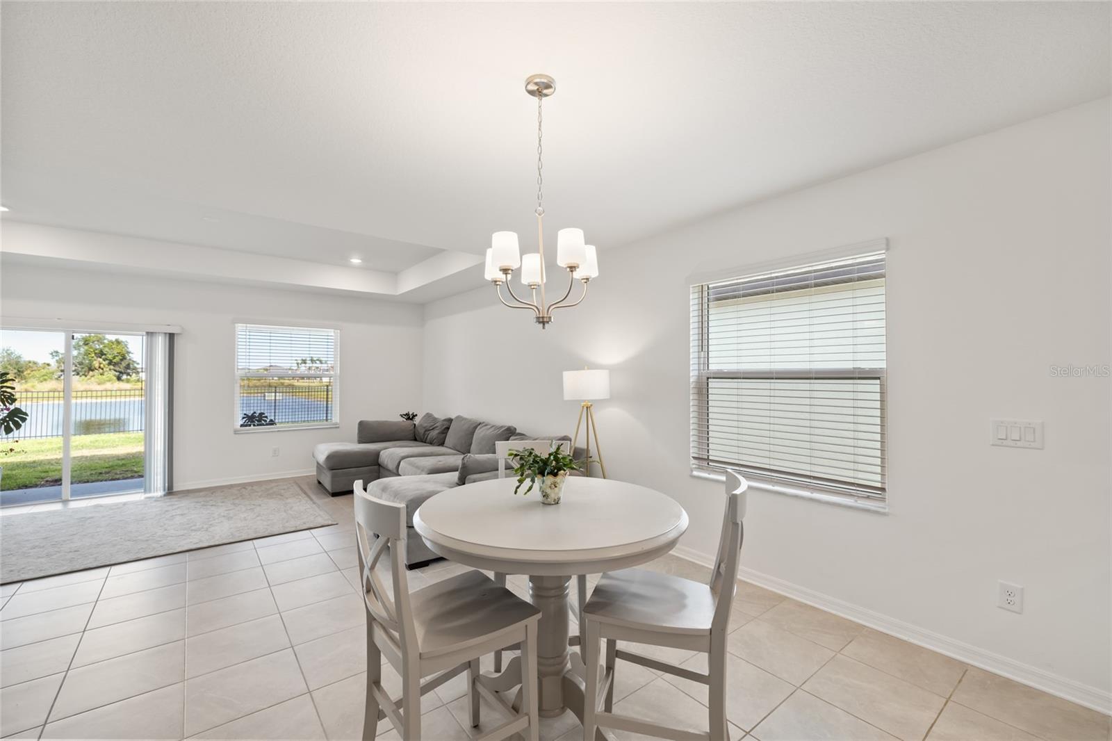 9725 Last Light Gln Property Photo 9