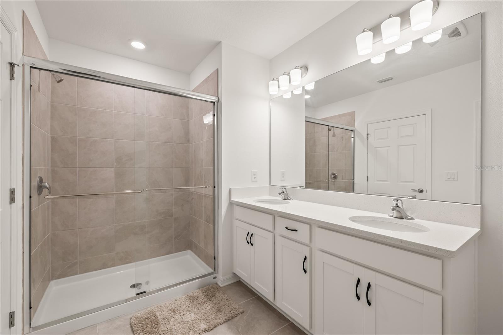 9725 Last Light Gln Property Photo 18