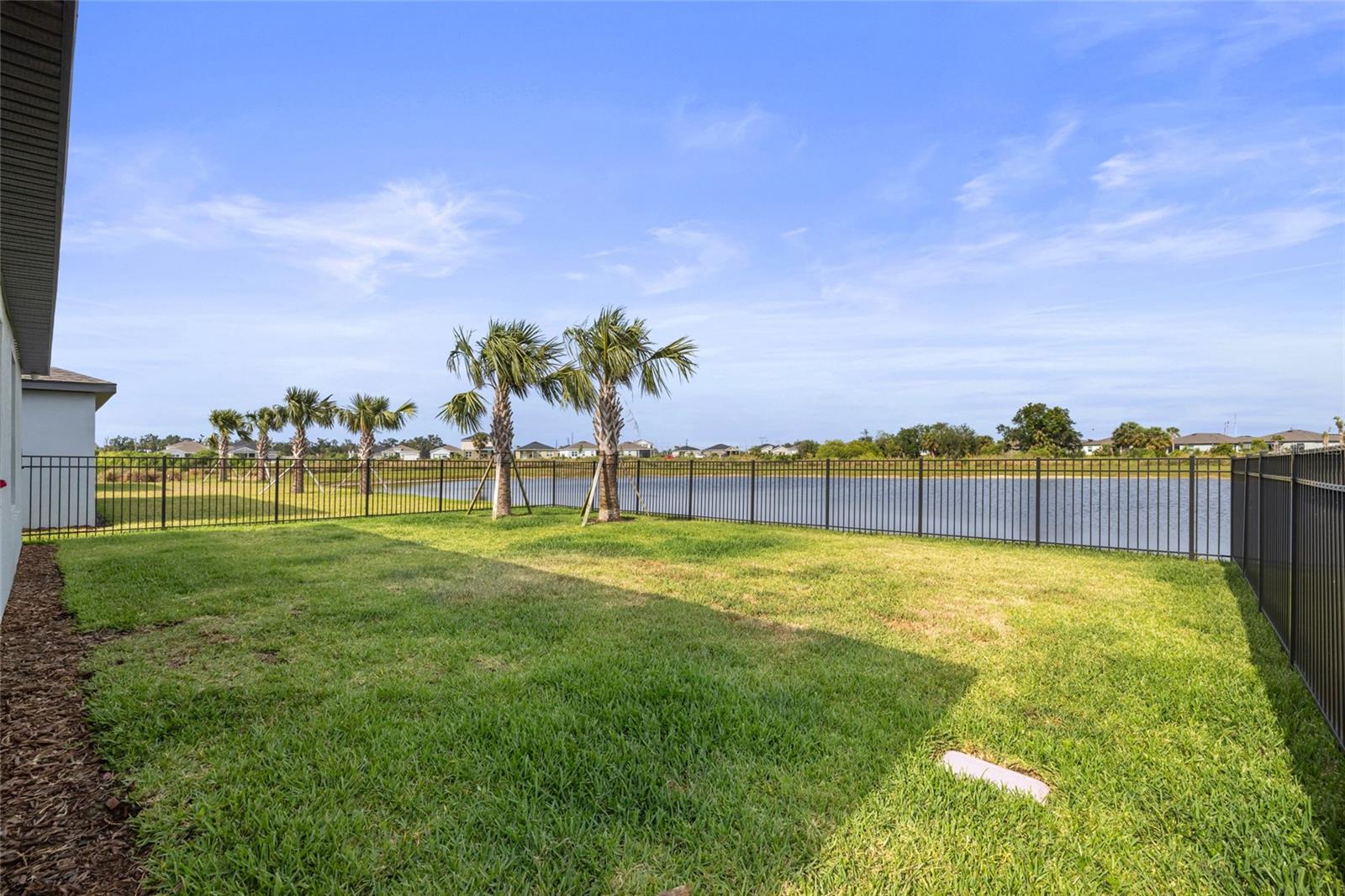 9725 Last Light Gln Property Photo 28