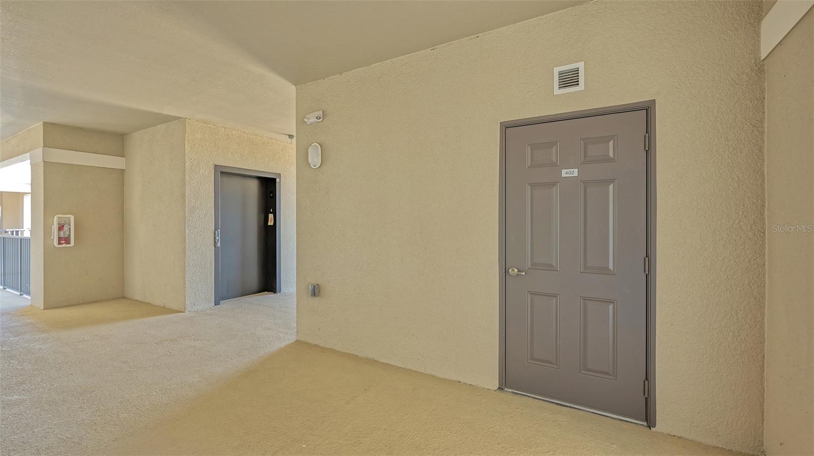 17902 Gawthrop Dr #402 Property Photo 33