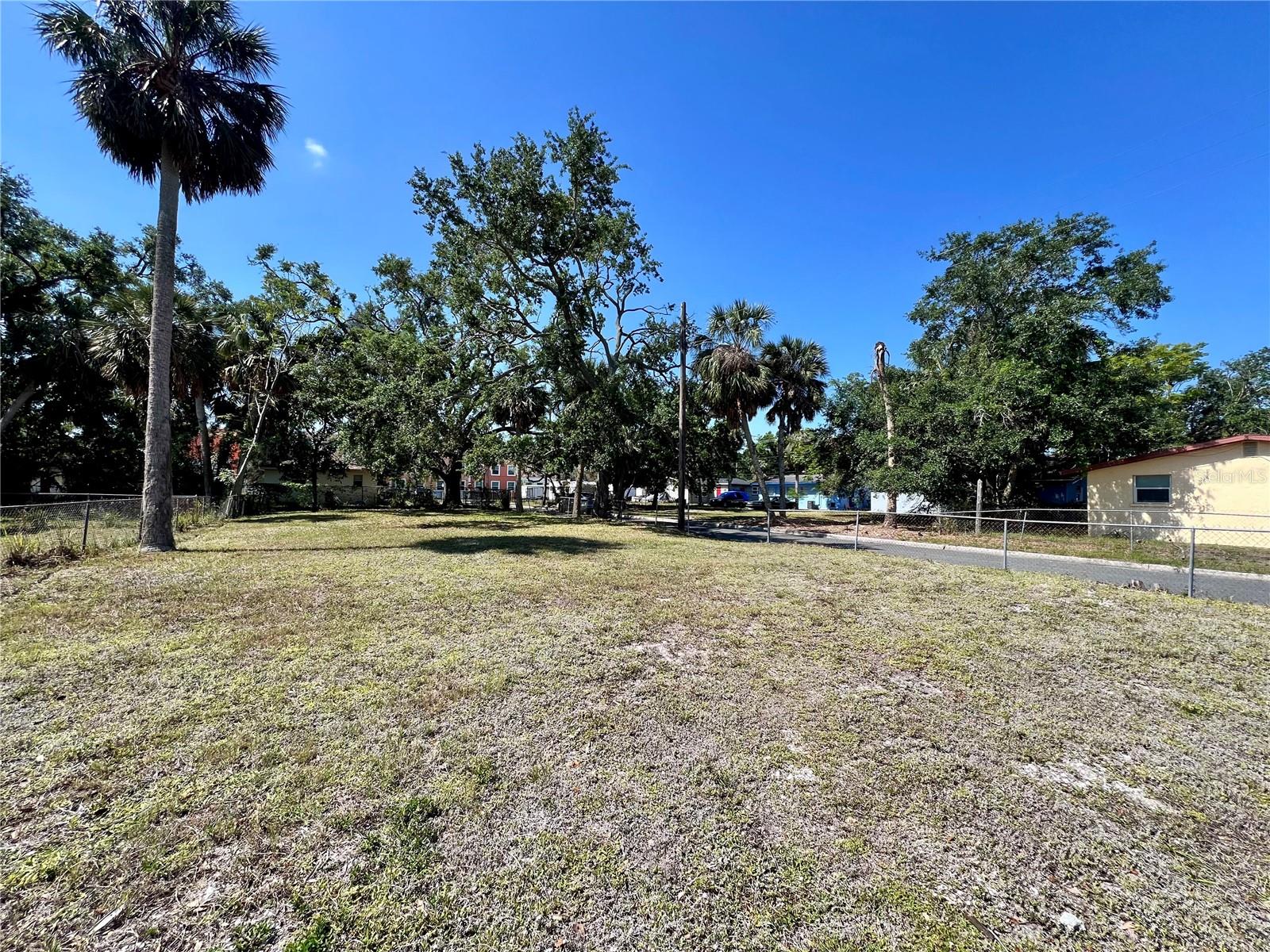 1626 22nd St Property Photo