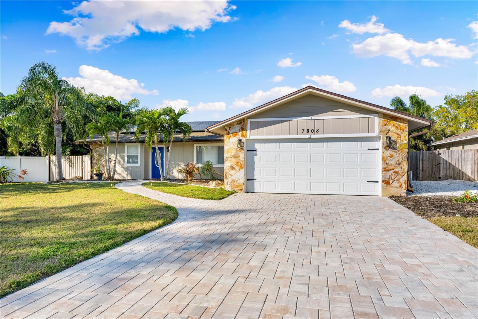 34209 Real Estate Listings Main Image