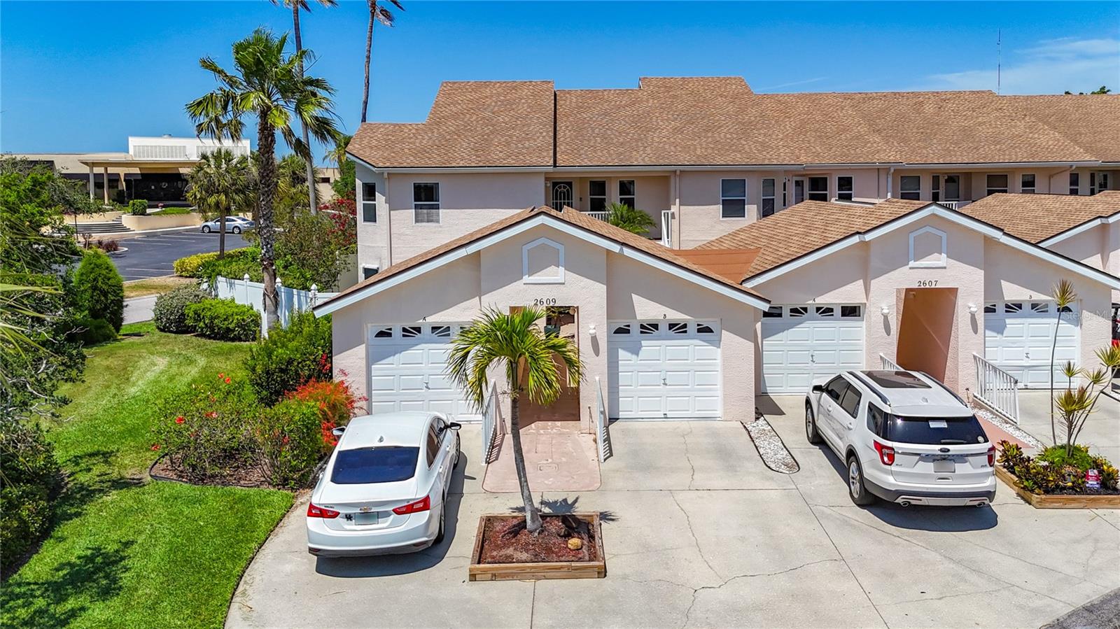 2609 Waterford Way #b Property Photo