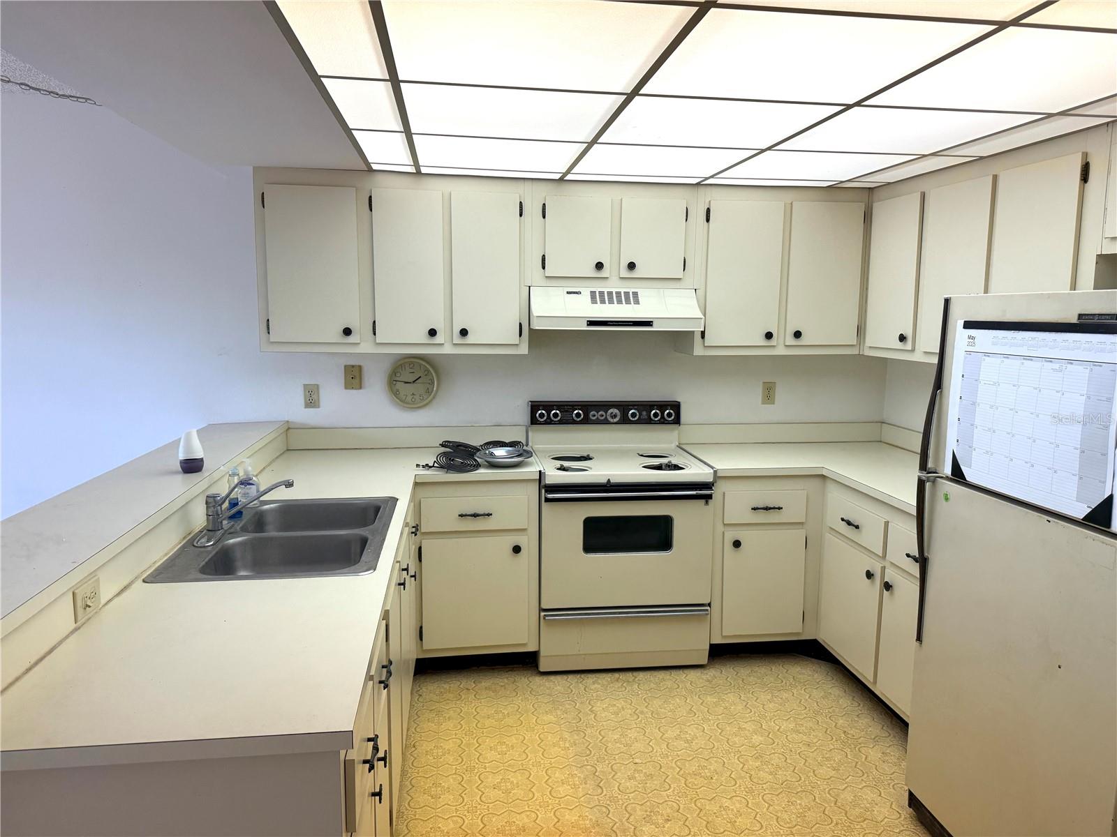 425 30th Ave W #c204 Property Photo 7