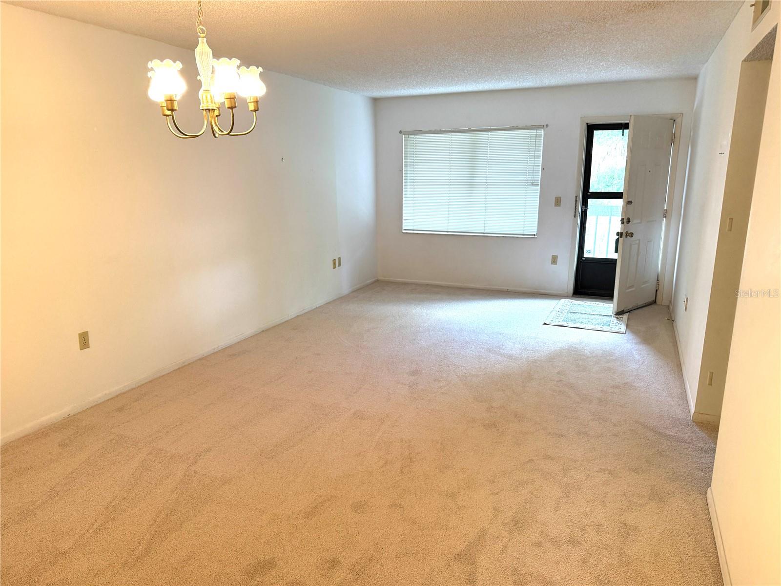 425 30th Ave W #c204 Property Photo 11