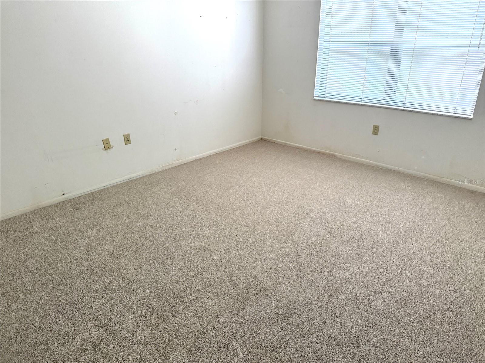425 30th Ave W #c204 Property Photo 15
