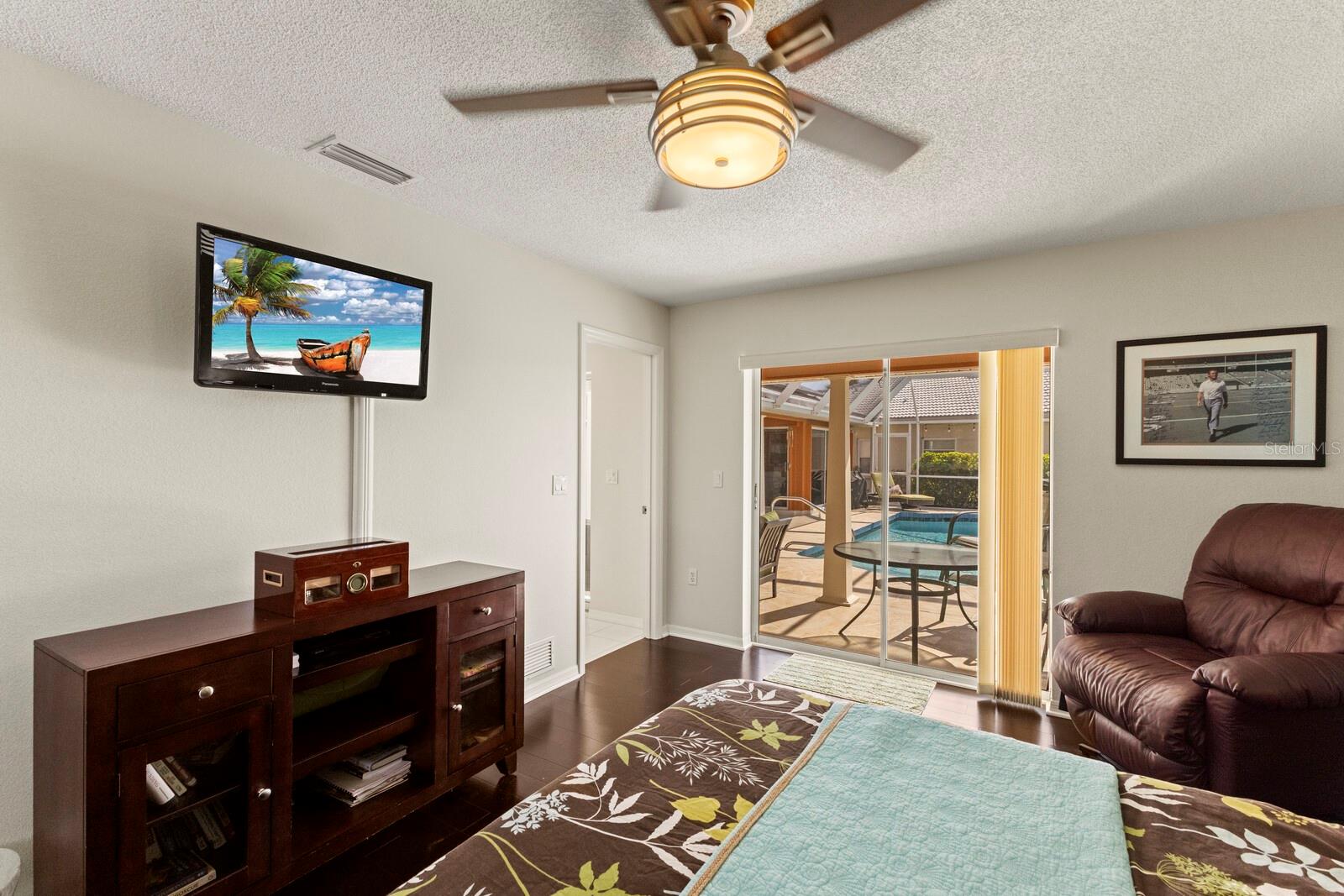 1447 Gleneagles Dr Property Photo 27