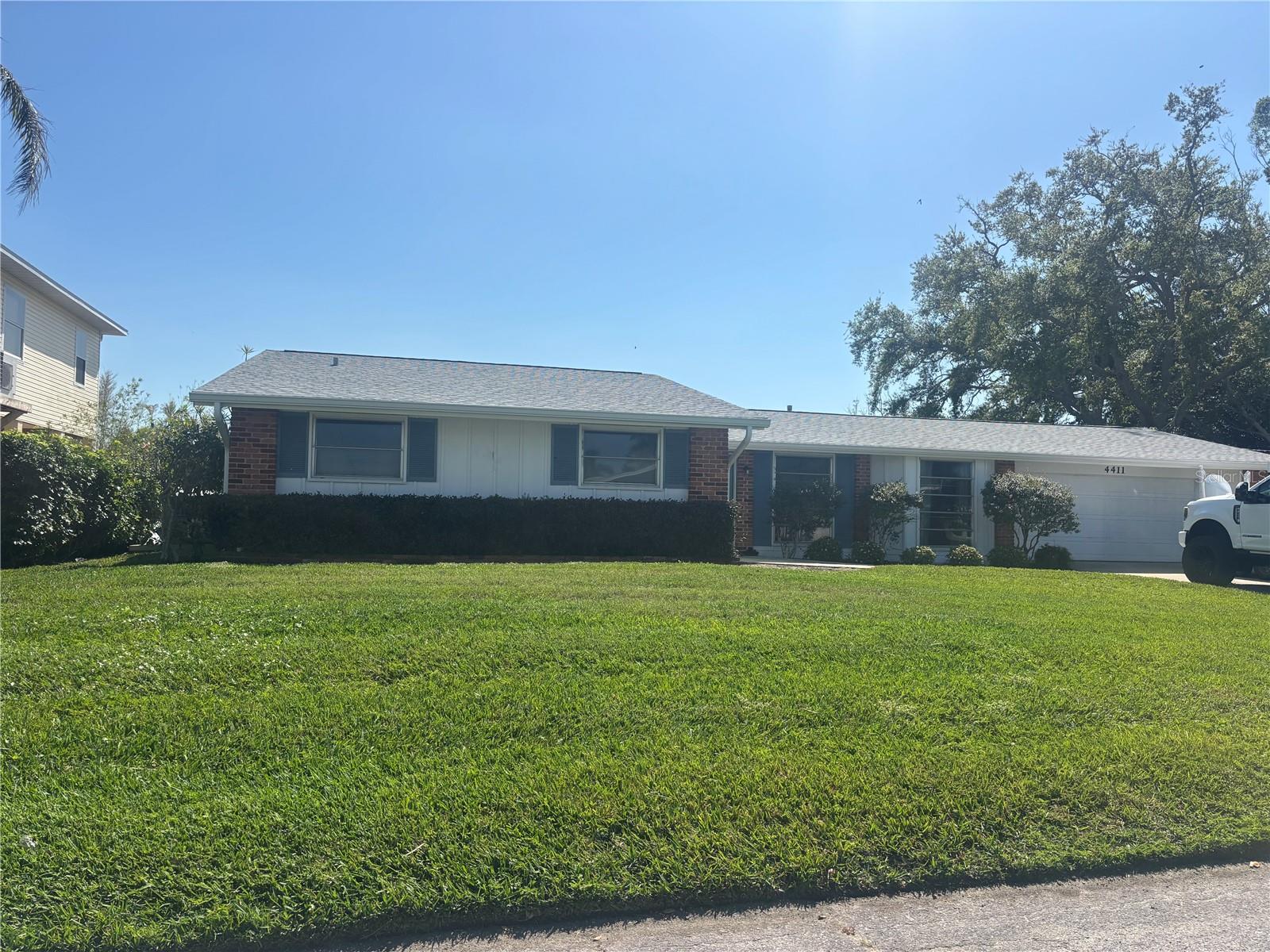 4411 DOLPHIN LN Property Photo 1
