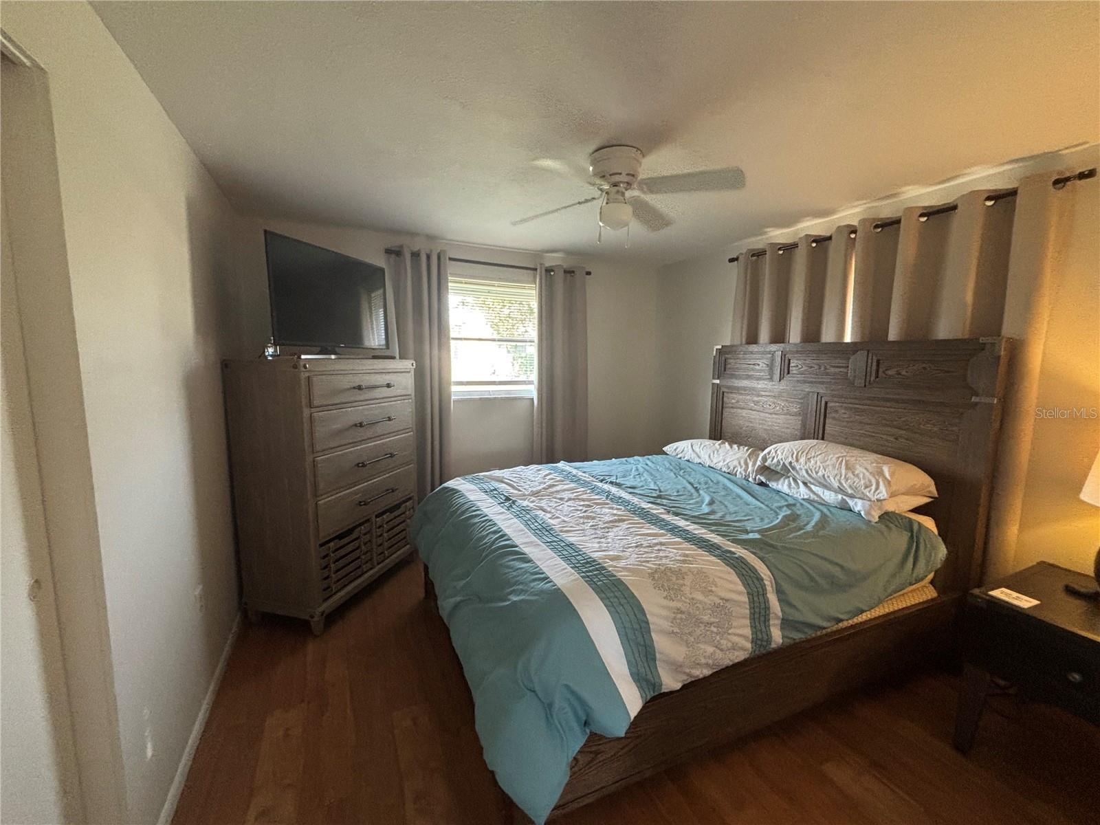 4411 Dolphin Ln Property Photo 11