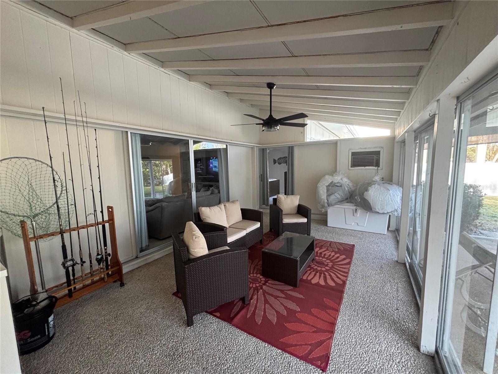 4411 Dolphin Ln Property Photo 12