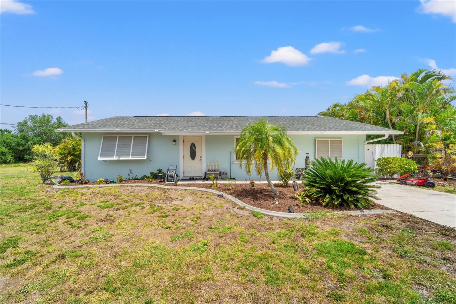 28442 Coco Palm Dr Property Photo