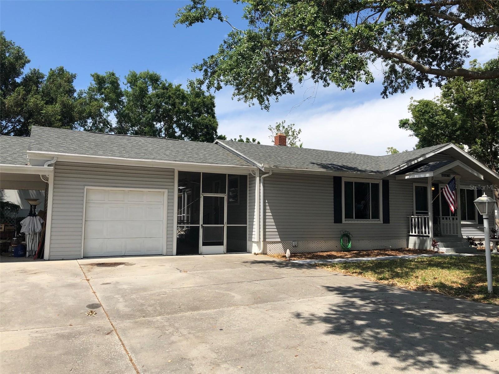 2547 Prospect St Property Photo