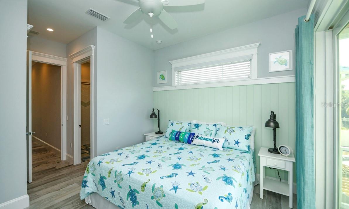 212 72nd Property Photo 11