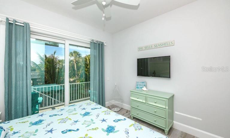 212 72nd Property Photo 12