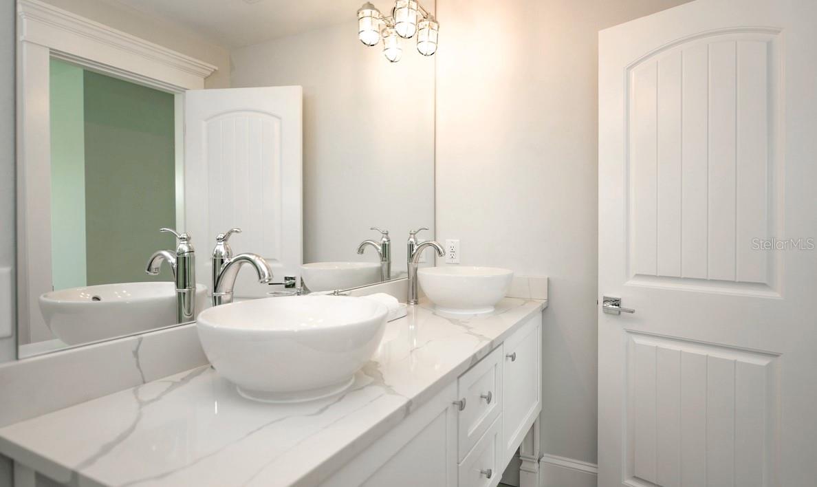 212 72nd Property Photo 16