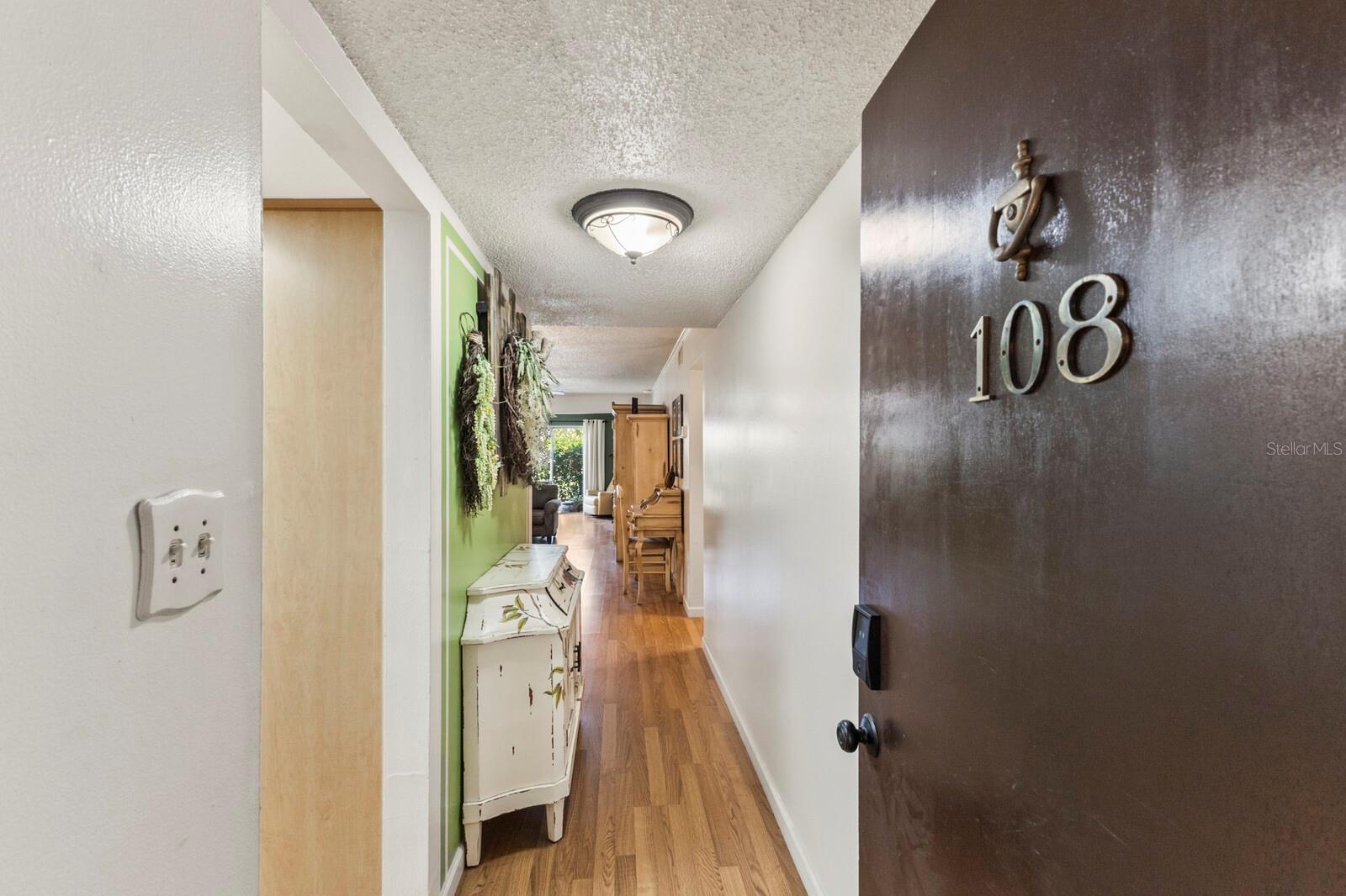 4015 Lake Bayshore Dr #108 Property Photo 4