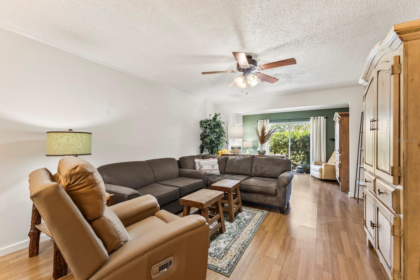 4015 Lake Bayshore Dr #108 Property Photo 11