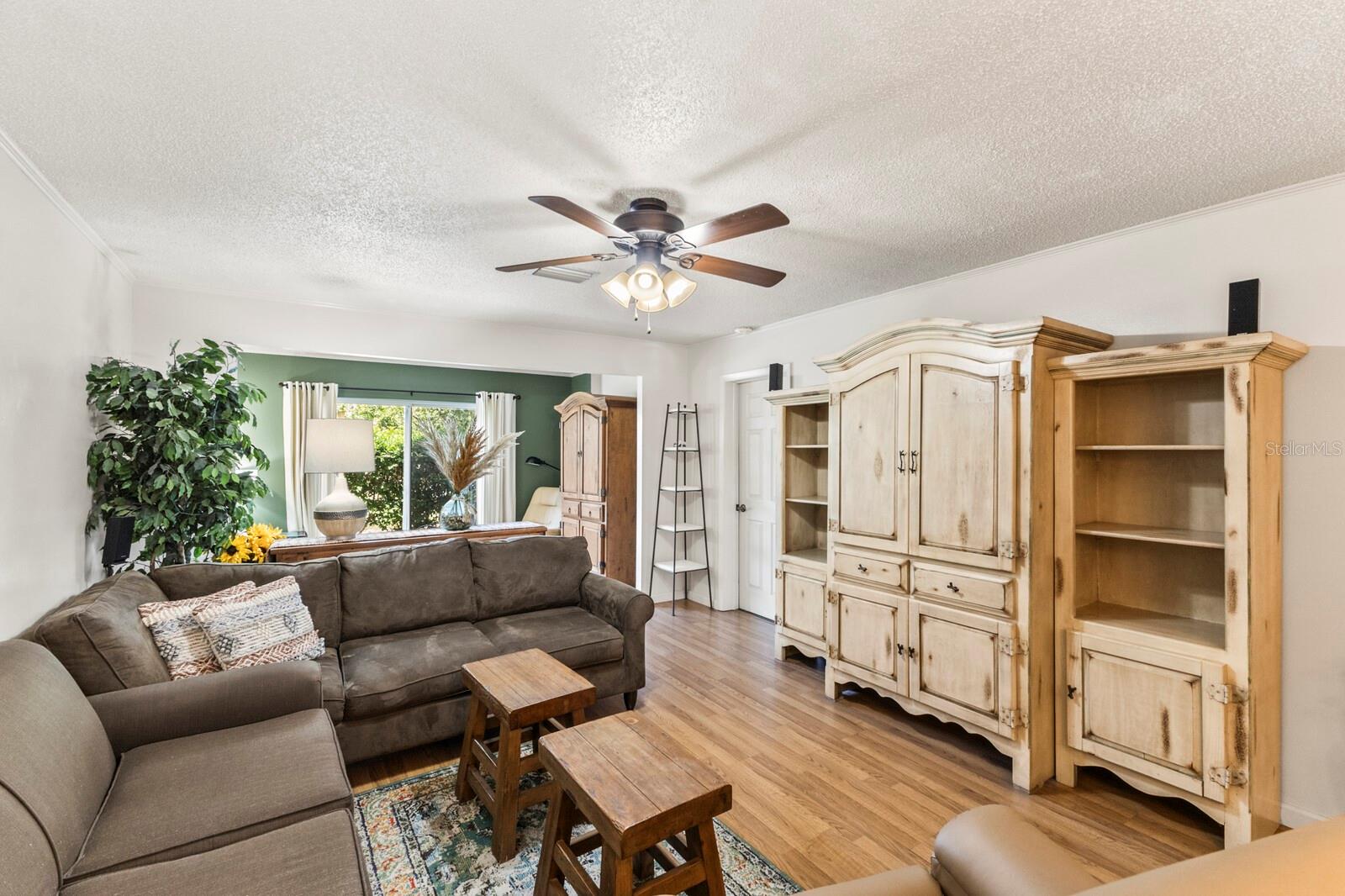 4015 Lake Bayshore Dr #108 Property Photo 12