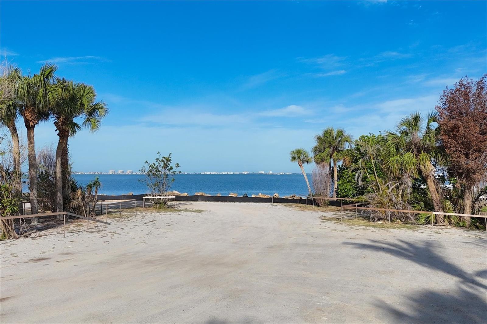 603 Indian Beach Ln Property Photo 24