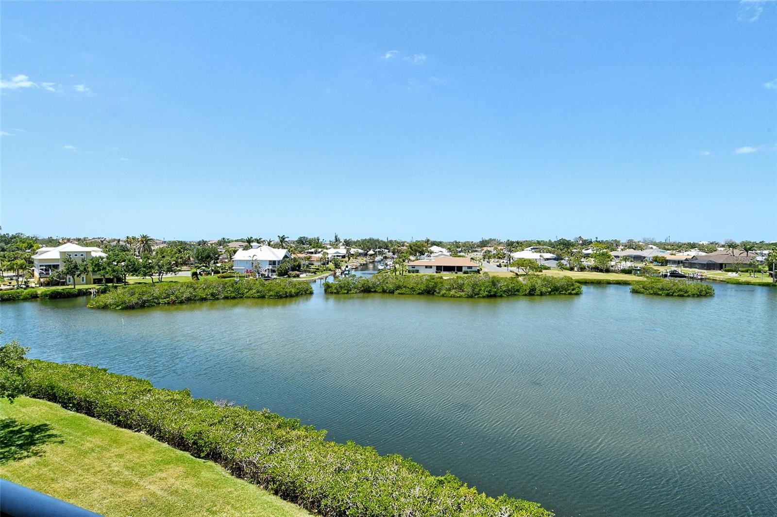 5100 Jessie Harbor Dr #504 Property Photo 13
