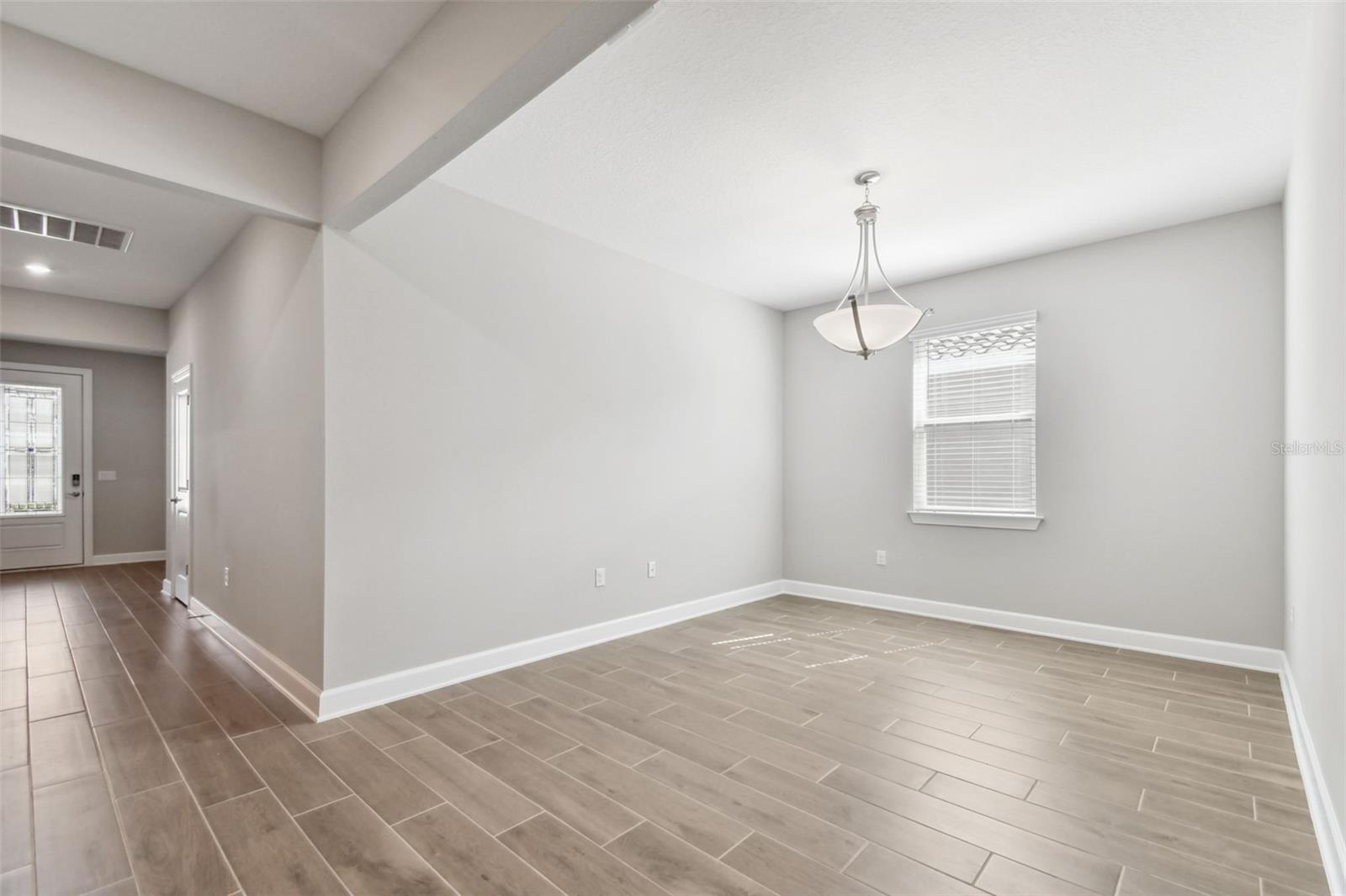 620 Nasturtium Ct Property Photo 7