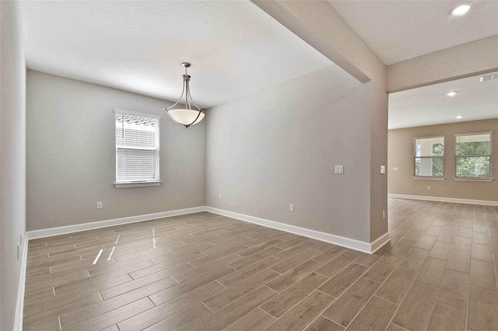 620 Nasturtium Ct Property Photo 8