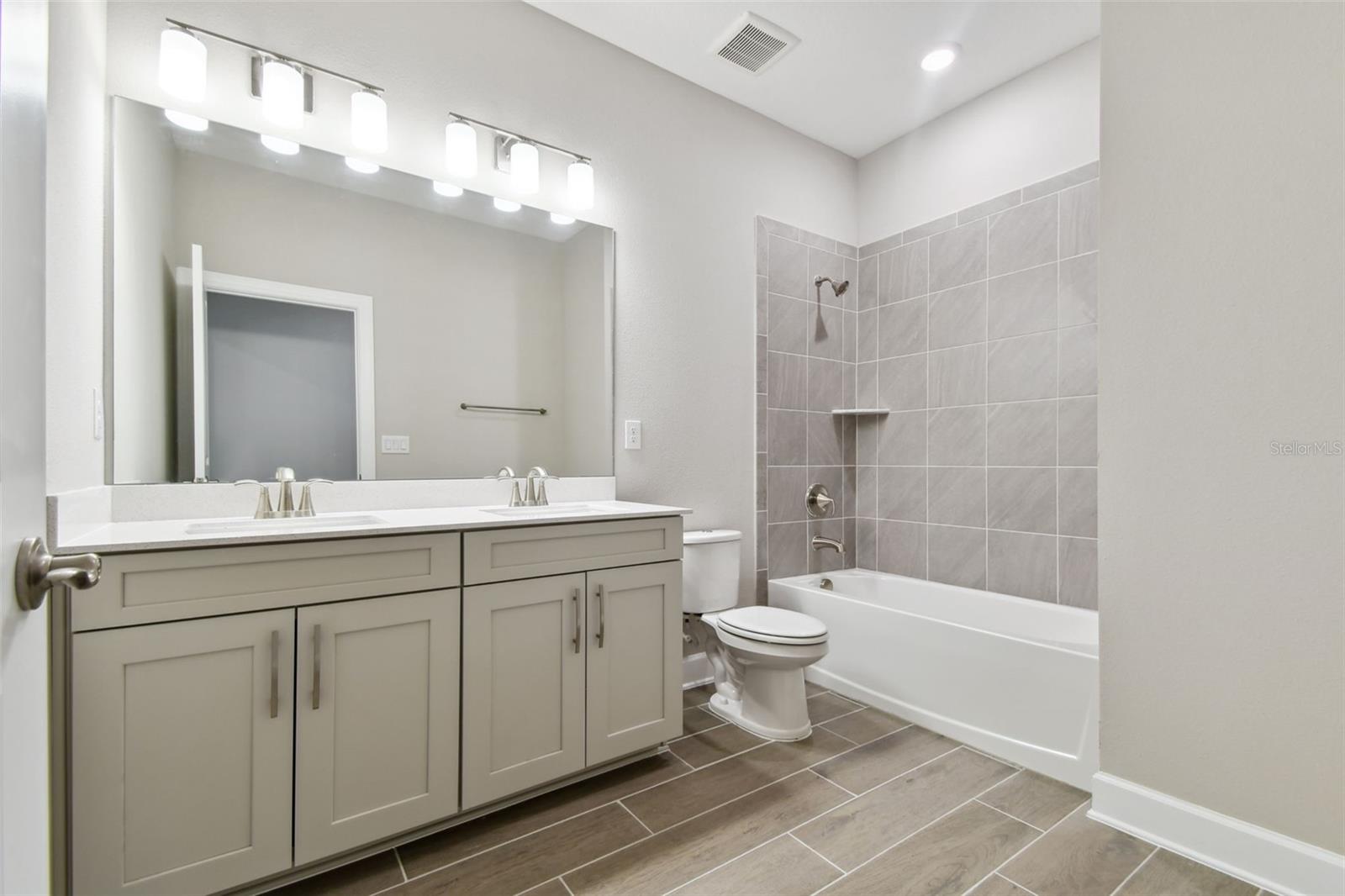 620 Nasturtium Ct Property Photo 29